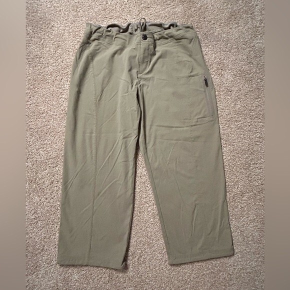 Columbia Omni-Shield Cropped Pants, Size 8 Tan Snap Drawstring Lightweight - Picture 3 of 13